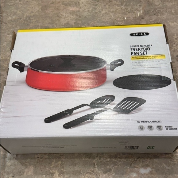 New BELLA 5-Pc. Nonstick Everyday set black and red cookware, frying pan - Picture 7 of 8